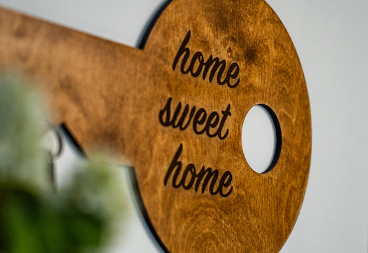 Магнитна стойка за ключове тип "Ключ"