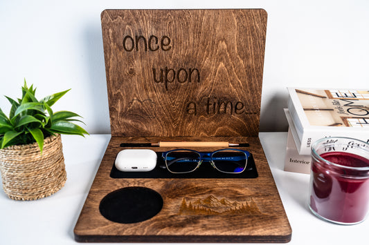 Дървена поставка за книга и аксесоари