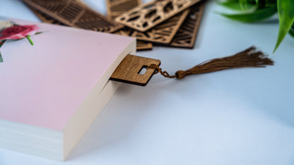 Дървени книгоразделители